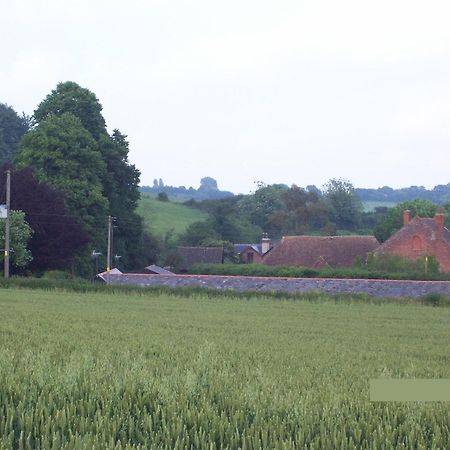 Five Cottages In Aonb And A Hobbit House! Canterbury Eksteriør billede