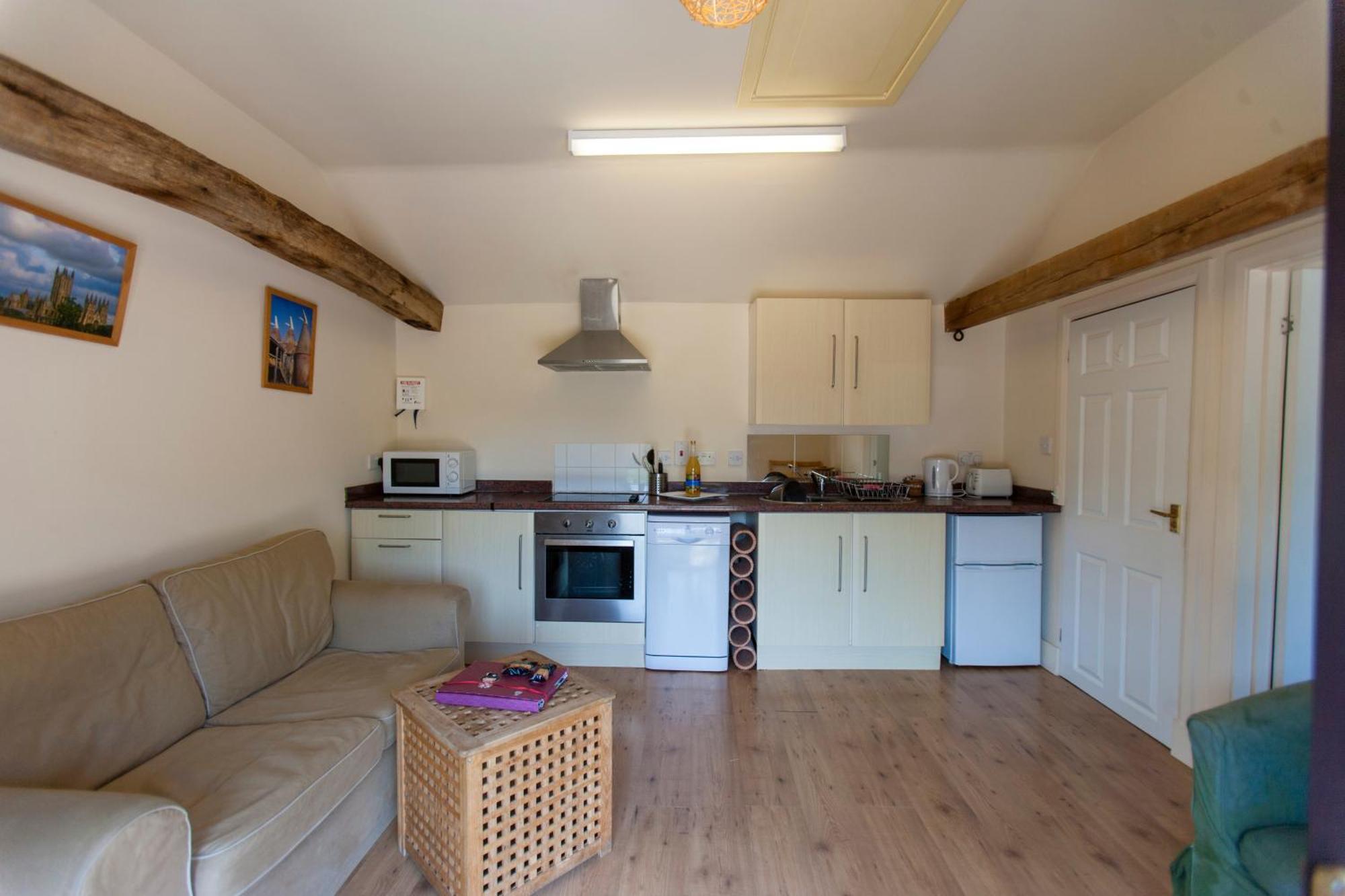 Five Cottages In Aonb And A Hobbit House! Canterbury Eksteriør billede