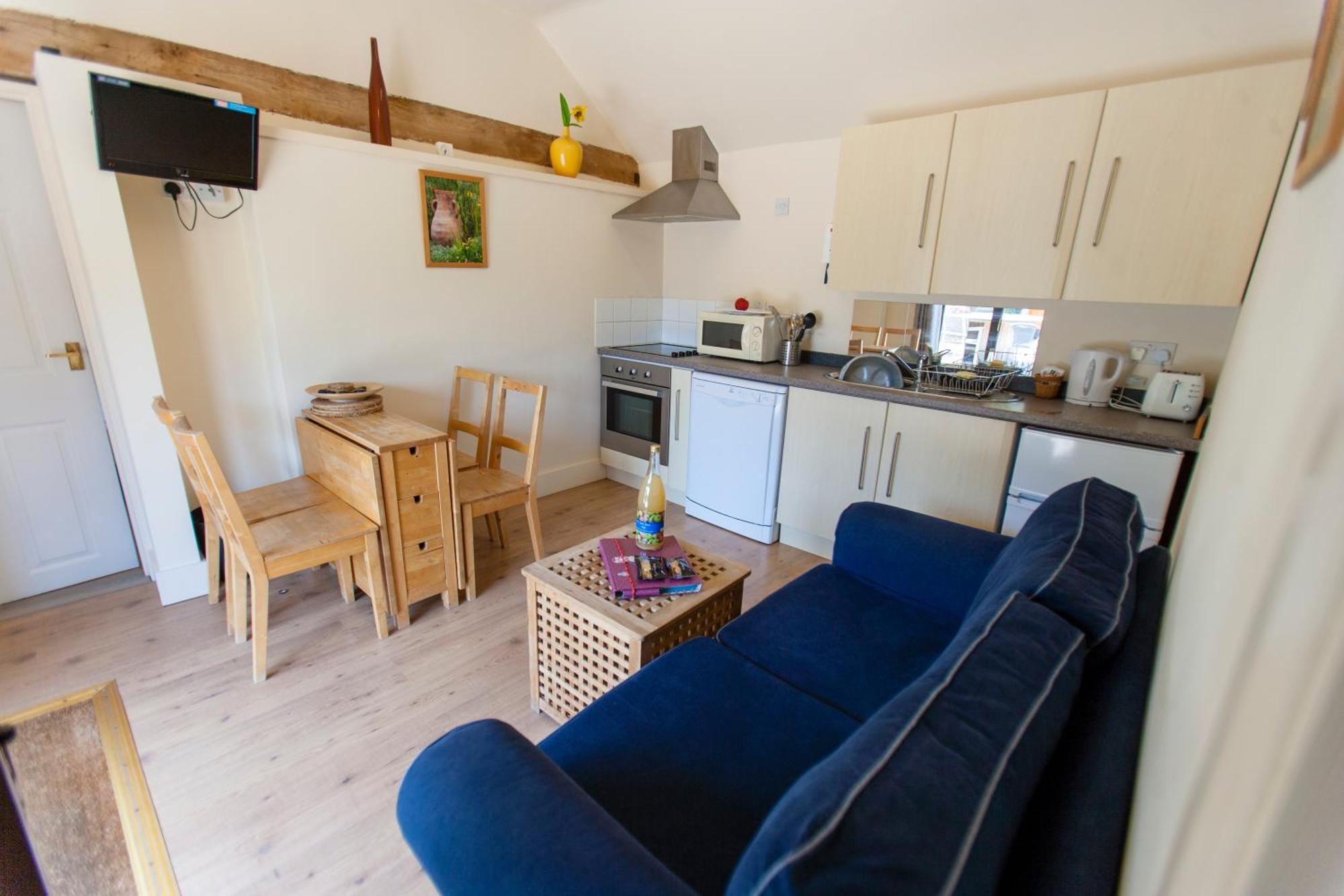 Five Cottages In Aonb And A Hobbit House! Canterbury Eksteriør billede